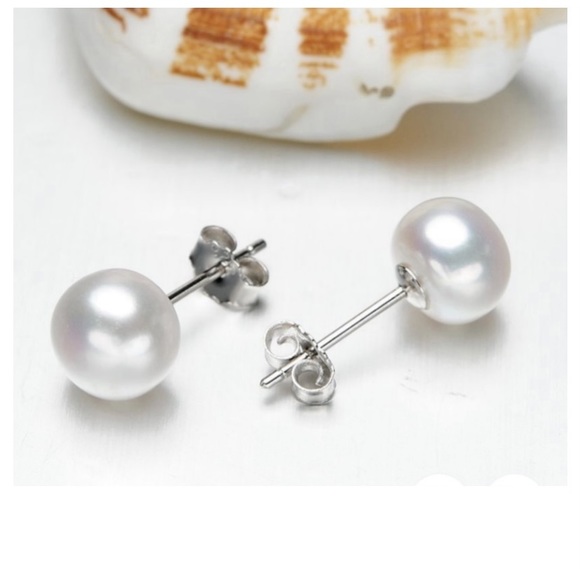 STERLING SILVER FUAX PEARL STUDS - Picture 2 of 5